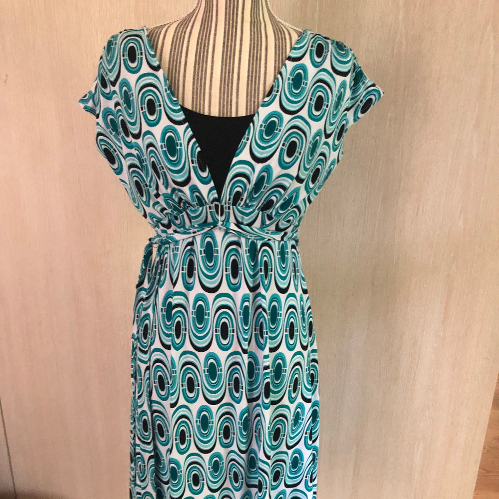 Dressbarn Retro Print Casual Dress size 6